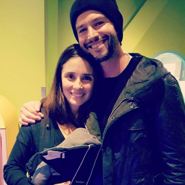 Shiri Appleby, Instagram